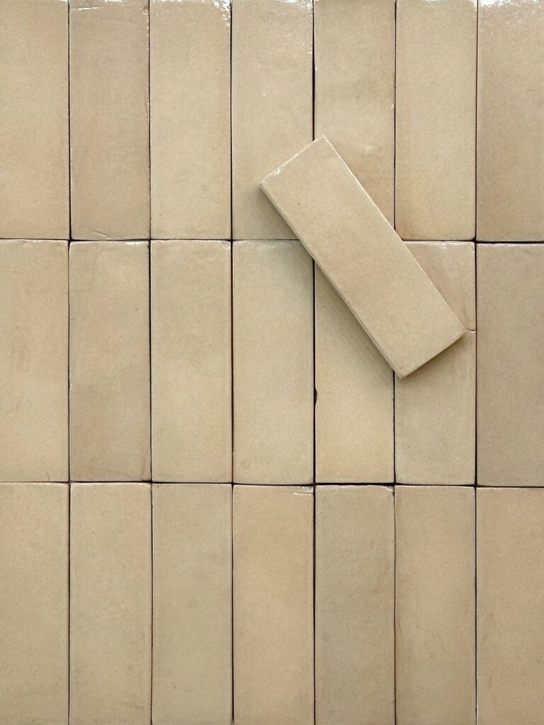 Handmade Hand Made — gạch 50 × 150 mm